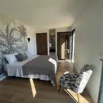 Nomade Proche De Cannes Vallauris