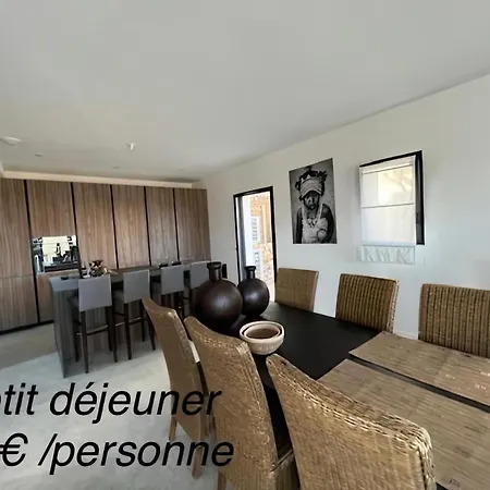 Nomade Proche De Cannes Panzió *