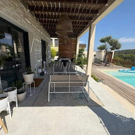 Nomade Proche De Cannes * Vallauris